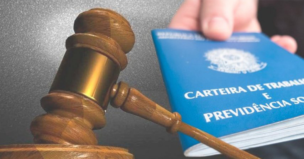 Empregado deixa de pagar custas processuais por ter justiça gratuita.